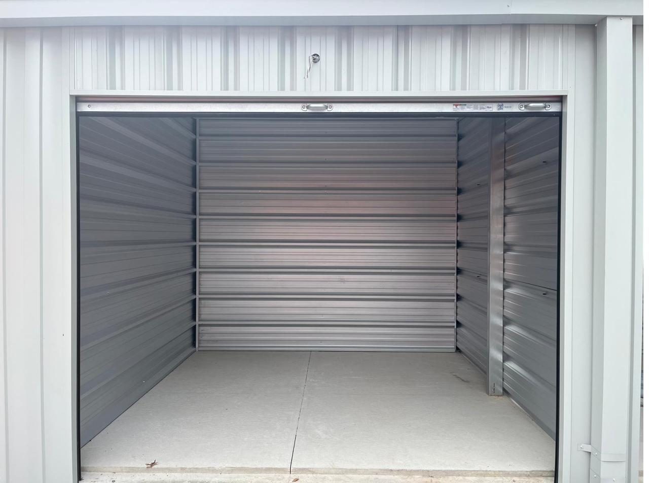 Clean 10 × 10 Half-Garage Units